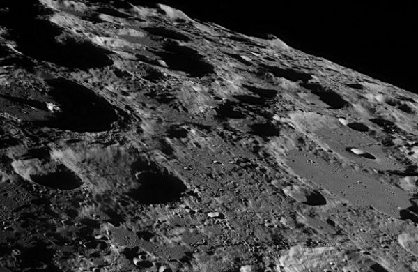 <br />
Индия планирует в 2020 году отправить на Луну посадочную миссию «Чандраян-3»<br />
