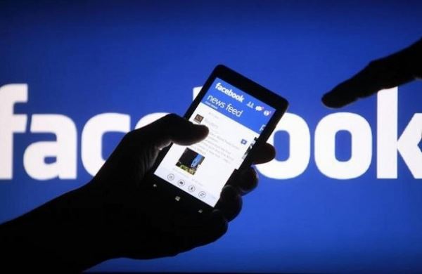 <br />
Facebook решил бороться с «дезинформацией» на Украине<br />
