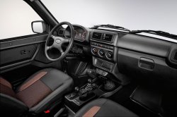 Салон обновлённой "Нивы" Lada 4x4 показали в подробностях